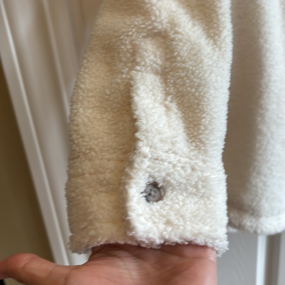 Universal Thread Shacket - Picture 6 of 16